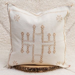 Cactus silk pillow white2